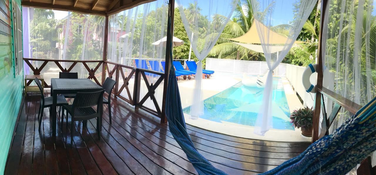 Hummingbirds Cabins Caye Caulker Eksteriør bilde
